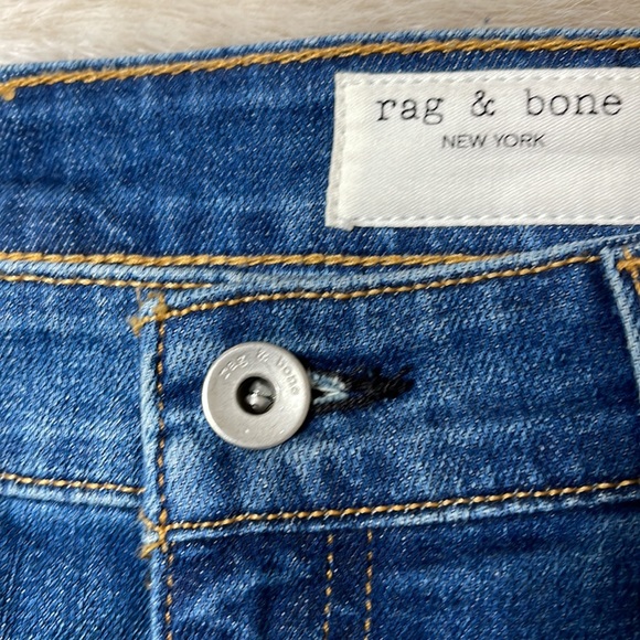 Rag & Bone
Dre Low-rise Slim Boyfriend Jeans • Bellview size 29 NWT - Picture 12 of 15